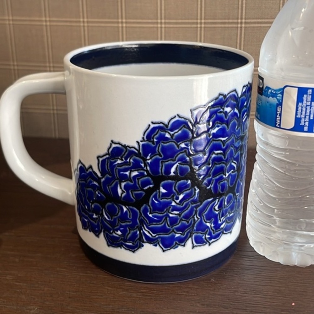 Royal Copenhagen special edition mug